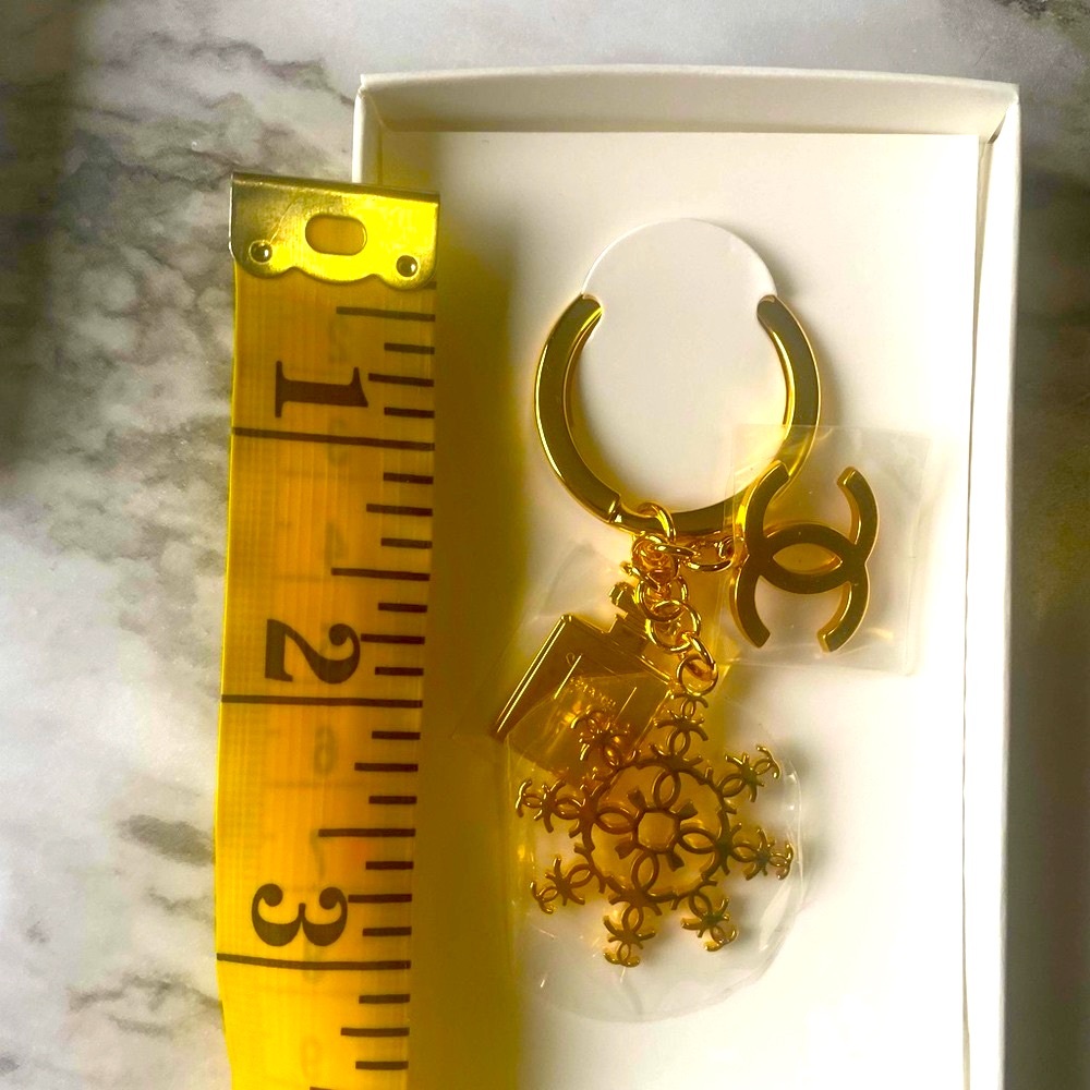 New Chanel Gold Key Chain Mini Perfume Snow Flake Logo - Picture 5 of 6